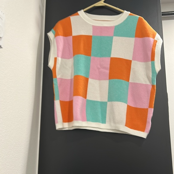 Vibrant Checkered Knit Top - Picture 2 of 4
